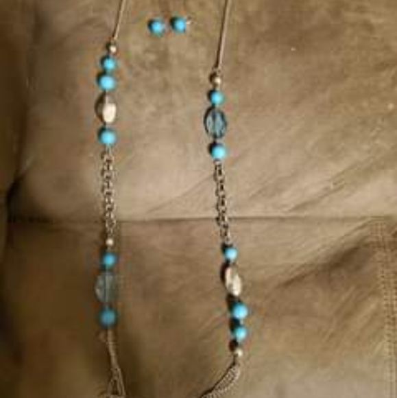 Surf blue beaded necklace and earrings set